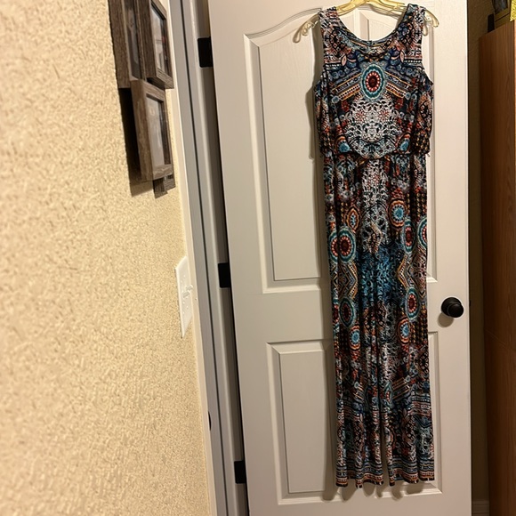 Jumpsuit size Large, various colors - Picture 2 of 4